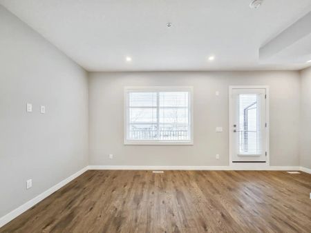 141 Prince Court (Arabella) - Unit 554, Rocky View County - Unit 554 — 4 Bedroom - Photo 2
