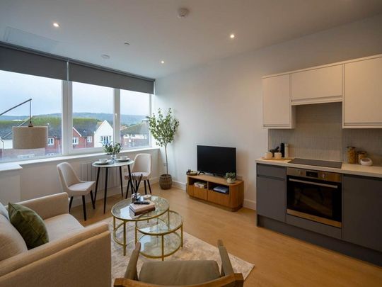 2 bedroom flat to rent - Photo 1