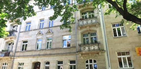 Nahe dem Großen Garten - Gemütliche 2-Zimmerwohnung mit Balkon - Photo 2