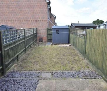 Yeoman Place, Woodley, RG5 - Photo 4