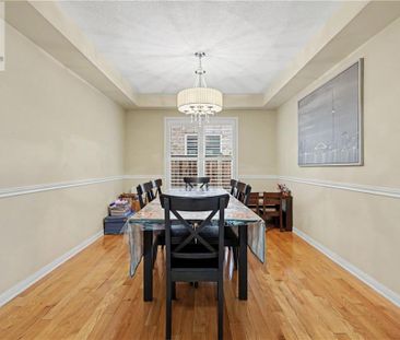418 KITTY MURRAY Lane, Ancaster, Ontario, L9K0E2 - Photo 4