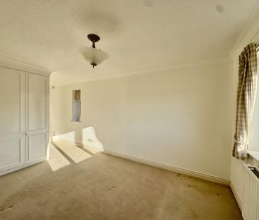 4 bedroom detached house to rent - Photo 4