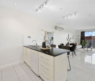 Spacious Apartment in Mawson Central - Photo 6