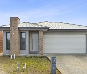 13 Carisbrook Street, Armstrong Creek - Photo 2