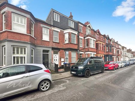 3 bedroom maisonette to rent - Photo 5