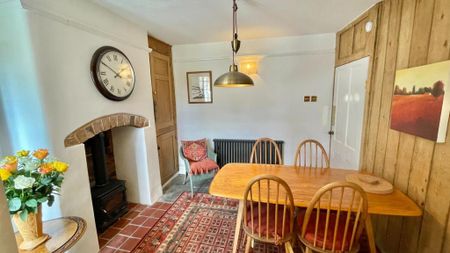 2 bedroom terraced house to rent - Photo 5