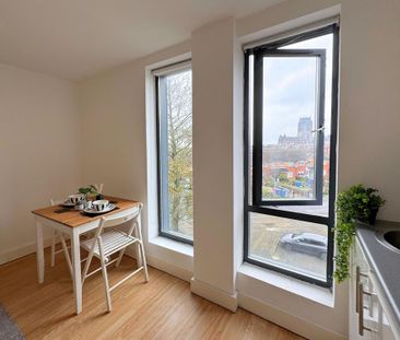 Studio to rent - Photo 1