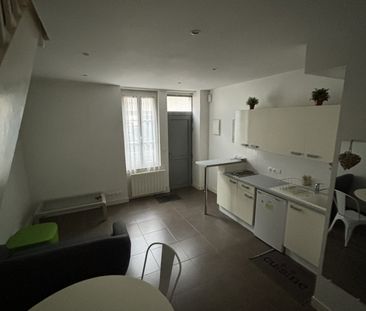 Location Appartement 2 pièces 39m² POITIERS 86000 - Photo 1