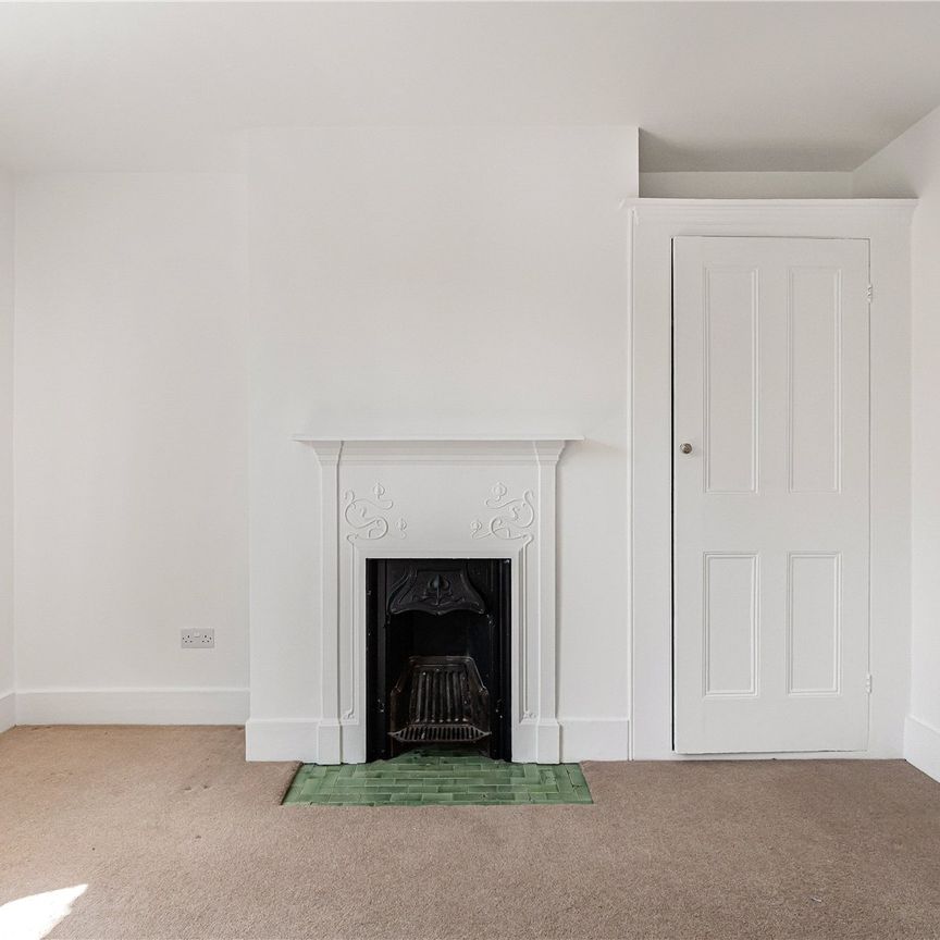 Potters Road, New Barnet - Photo 1