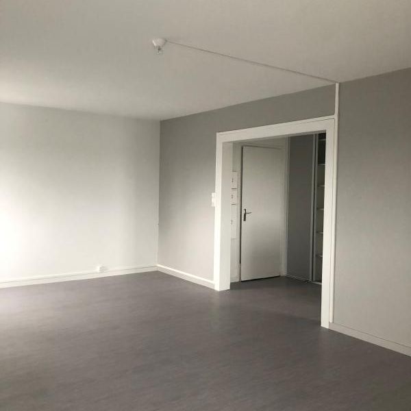 Appartement - T4 - ST BONNET DE JOUX - Photo 1