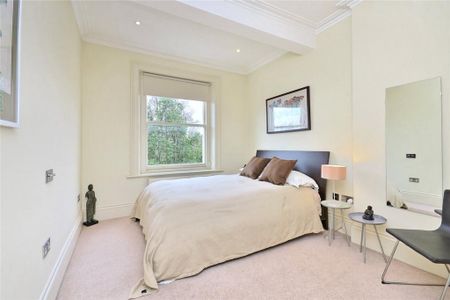 4 bedroom semi-detached house to rent - Photo 5