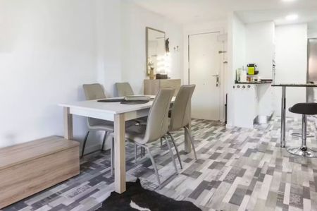 Carrer del Pintor Maella, Valencia, Valencian Community 46023 - Photo 2