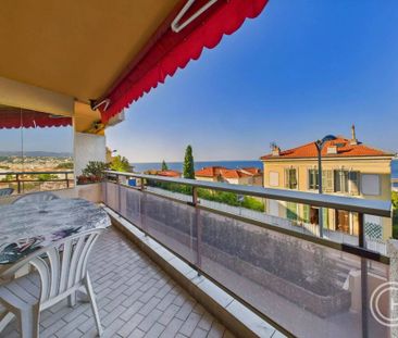 2 PIECES MEUBLE AVEC TERRASSE ET JARDIN - 97 BD CARNOT - NICE MONT ... - Photo 2