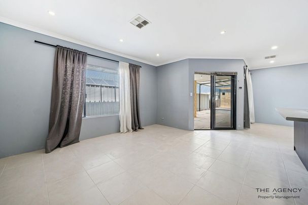 Spacious, Modern Living in the Heart of Wellard - Photo 1