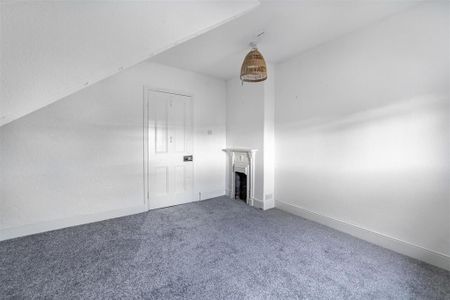 4 bedroom maisonette to rent - Photo 3