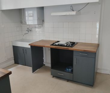 Location Appartement 2 pièces 51m² - Photo 3