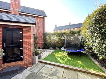 Gabriels Square, Lower Earley, Reading, Berkshire, RG6 - Photo 4