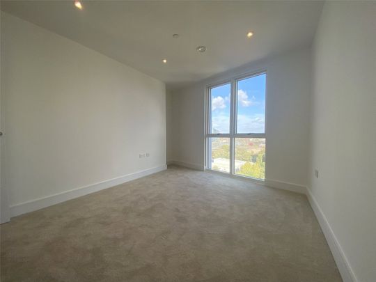 2 - 18 Yelverton Road, London, SW11 - Photo 1