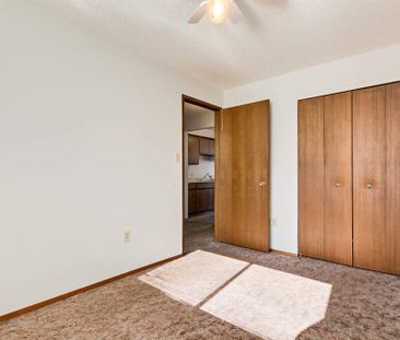 Renovated Suite - 1 Bedroom - Photo 5