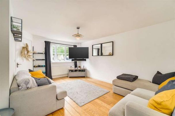 Freedom Square, Greenbank, Plymouth, PL4 - Photo 1