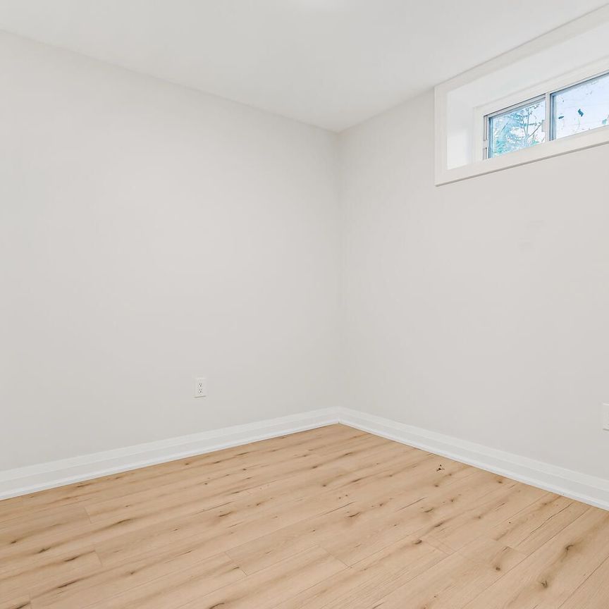 For Lease - 2 John Street Unit# Unit 3, Halton Hills, Ontario - Photo 1