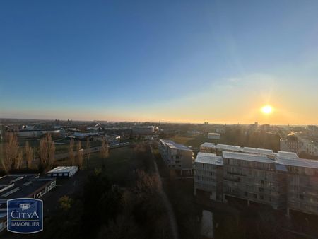 Location Appartement 4 pièces 77m² CHALON SUR SAONE 71100 - Photo 5