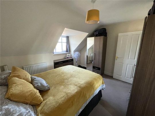 4 bedroom detached house to rent - Photo 1