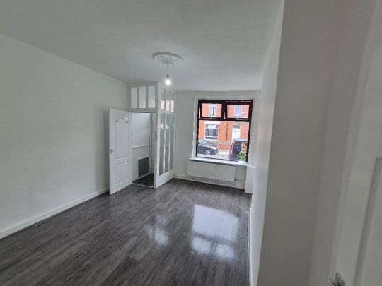 Cecilia Street - Photo 1