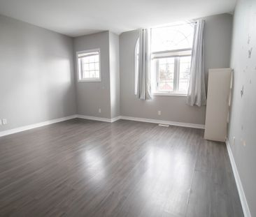 **ALL UTILITIES INCLUDED** Student Room For Rent in St. Catharines!! - Photo 3