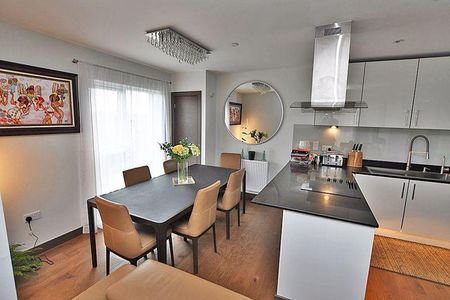 2 bedroom apartment to rent - Photo 2