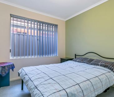 21 Lynton Ave, Mitchell Park SA 5043 - House For Rent | Domain - Photo 2