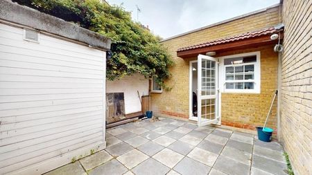 Studio Flat, Studd Street, N1 - Photo 4