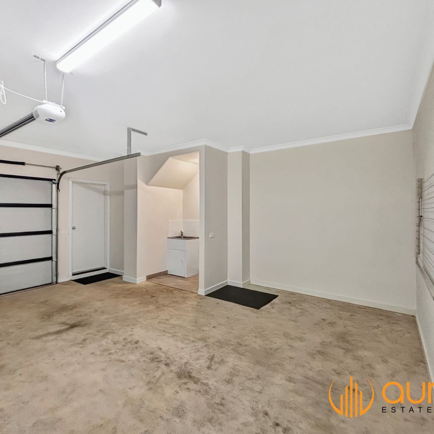 11 Luella Lane, Pakenham VIC 3810 - Townhouse For Rent | Domain - Photo 1