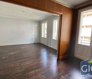 Location Appartement 4 pièces 87m² - Photo 4