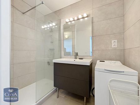 Location Appartement 1 pièce 30m² LYON 8ème - Photo 5