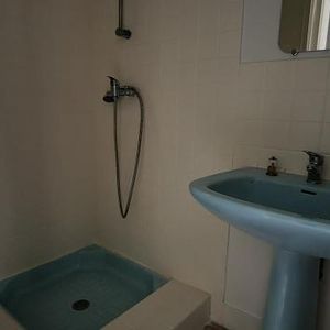 Location Appartement 1 pièce 22m² BRIVE LA GAILLARDE 19100 - Photo 2