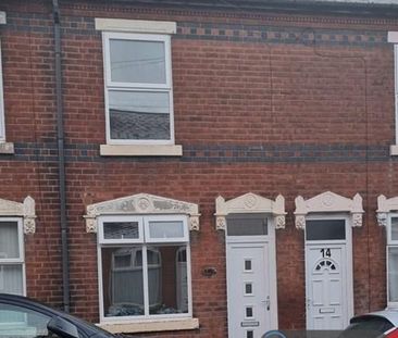 2 bedroom terraced house to rent - Photo 2