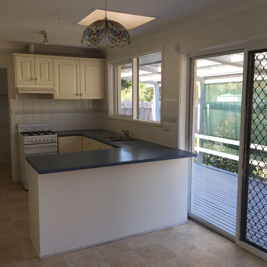 Great Family Home - Photo 1
