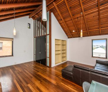 2B Raphael Street, Subiaco WA 6008 - Photo 3