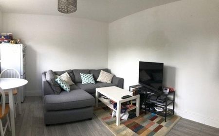 2 bedroom house share to rent - Photo 2