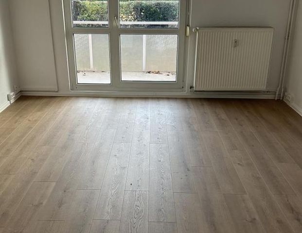 Mit Balkon im Erdgeschoss! - Photo 1