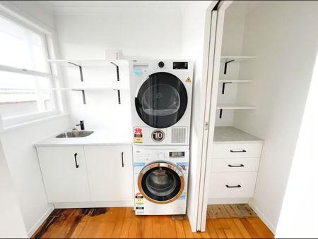 Fully Furnished on Maunganui - Mt Maunganui - Photo 3