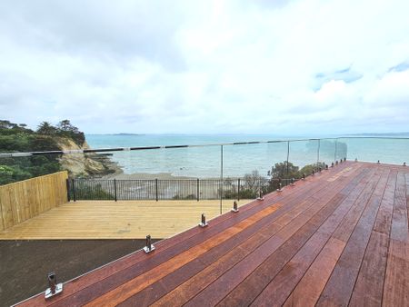 Big family home with Stunning sea views in Macleans Zone - Photo 4