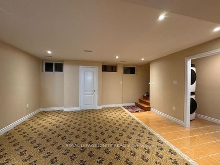 For Lease - 5 Scarboro Avenue Unit# Lower, Toronto, Ontario - Photo 4