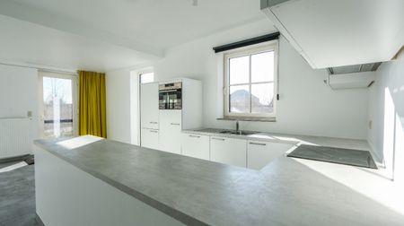 Lichtrijk, recent gelijkvloers appartement met 2/3 slpks. - Foto 5