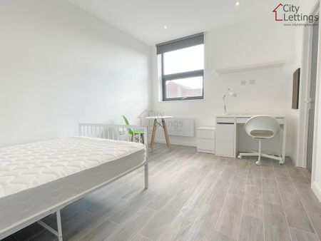 Studio to rent - Photo 3