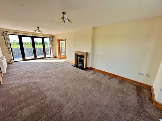 3 bedroom bungalow to rent - Photo 1