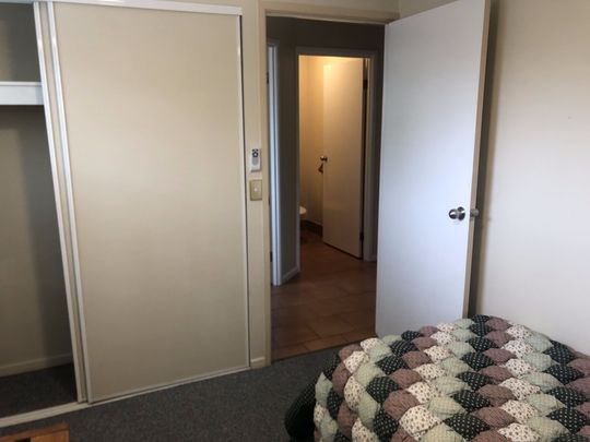 Room for rent from June 27th - Photo 1