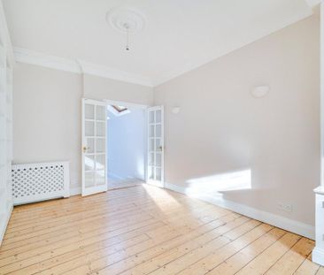 4 bedroom terraced house to rent - Photo 3