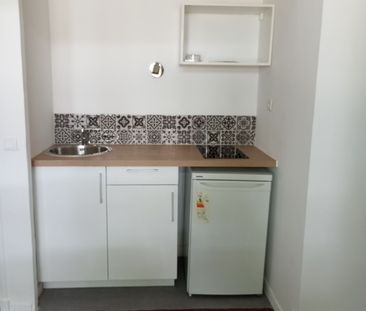 Appartement 1 pièces 20m2 MARSEILLE 9EME 550 euros - Photo 1